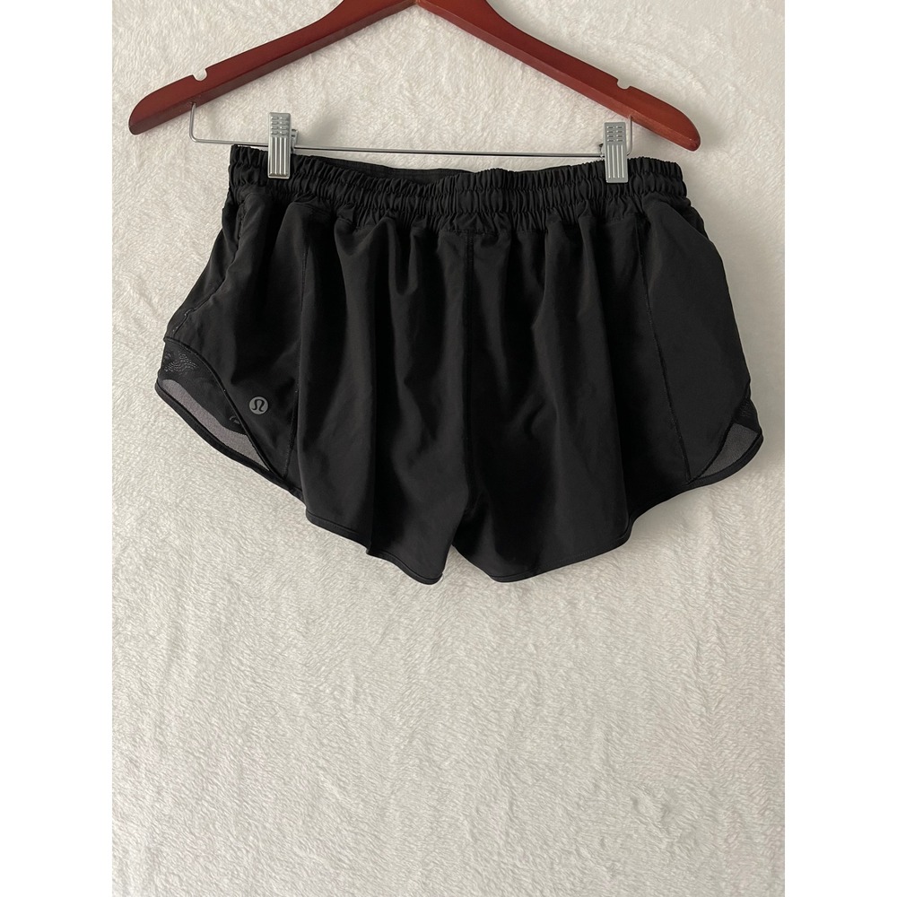 Lululemon Hotty Hot Low Rise 2.5 Inch Shorts Lined Black Size 10 - Picture 5 of 8